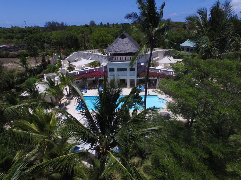 The Villa Luxury Suites Hotel Diani Beach Extérieur photo